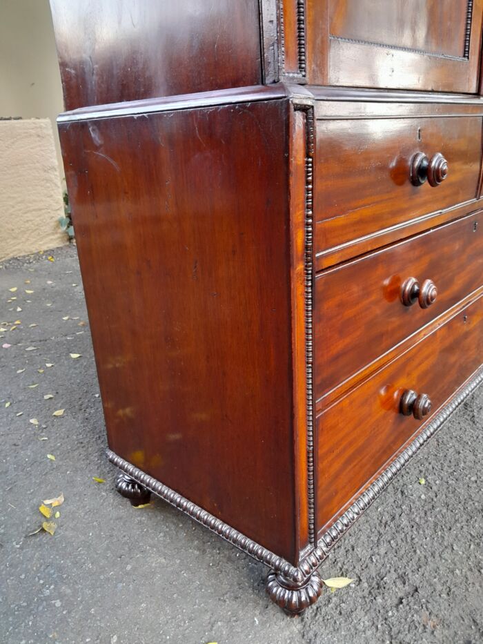 Mahogany Linen Press - Image 8