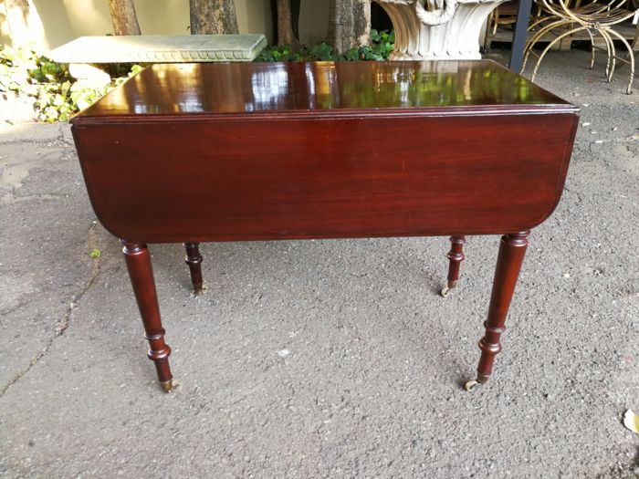 Mahogany Pembroke Drop side Table - Image 3