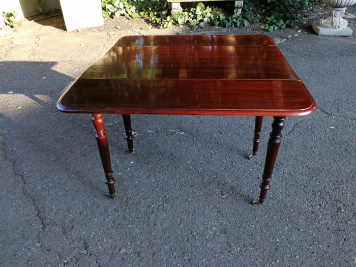 Mahogany Pembroke Drop side Table - Image 7