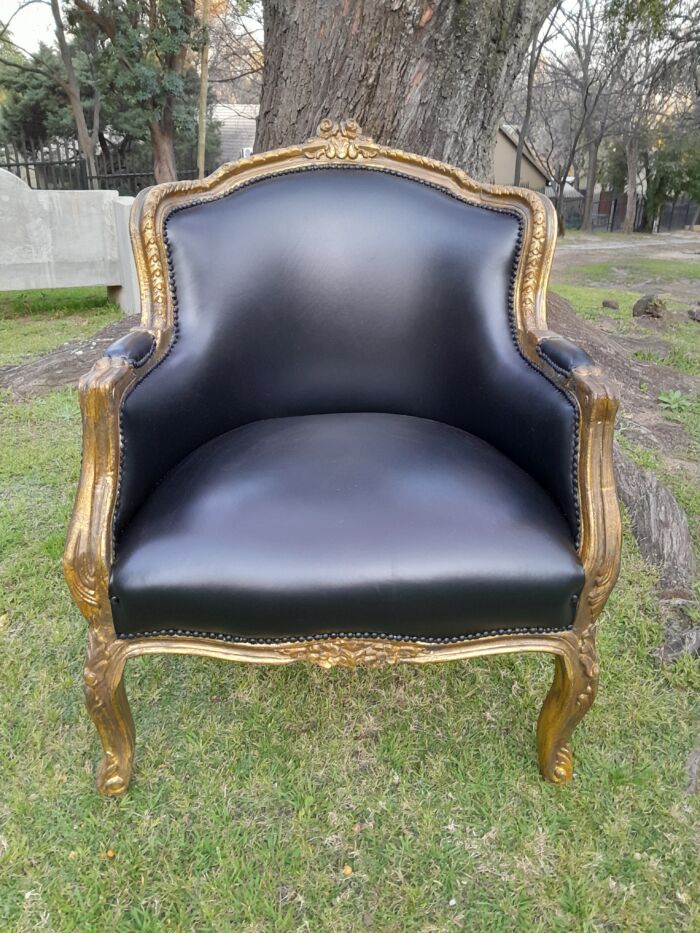 A 20th Century French Style Pair Of Carved Gilt Wood Armchairs - Image 6