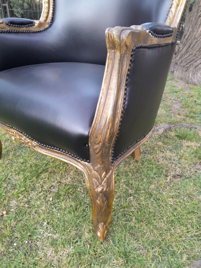 A 20th Century French Style Pair Of Carved Gilt Wood Armchairs - Image 7