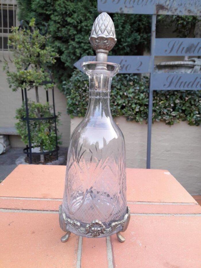 A 20TH Century  Cut Glass Decanter with Stopper on a Metal Base - Image 2