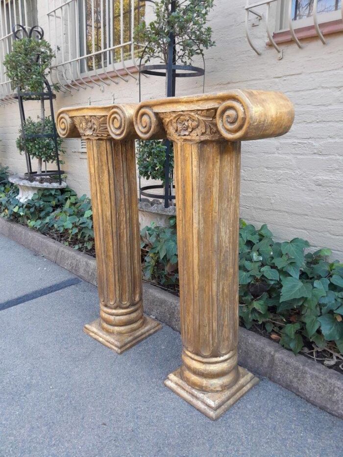 An Antique Circa 1900s Pair of Teak Wooden Plinths - Image 4