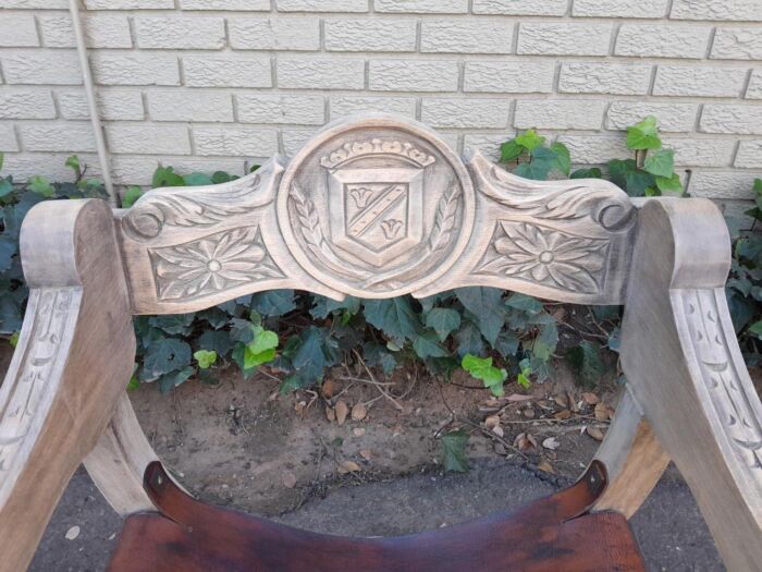 An Antique Early 20th Century Savonarola Carved Oak Chair with Leather Seat in a Contemporary Bleached Finish - Image 8