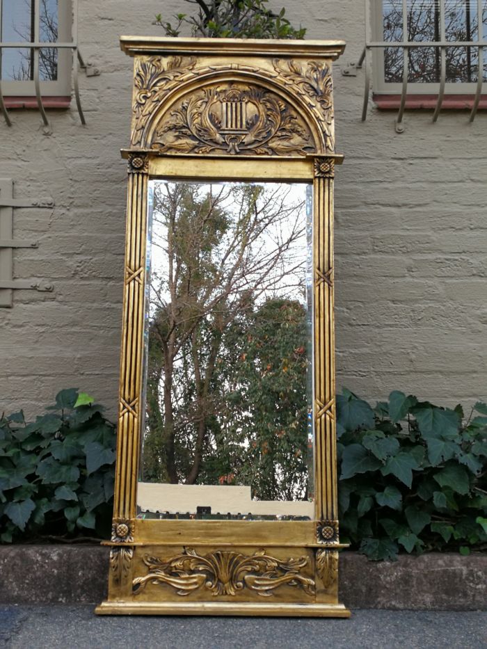 A 20th Century French Carved and Hand Gilded Bevelled Mirror - Image 2