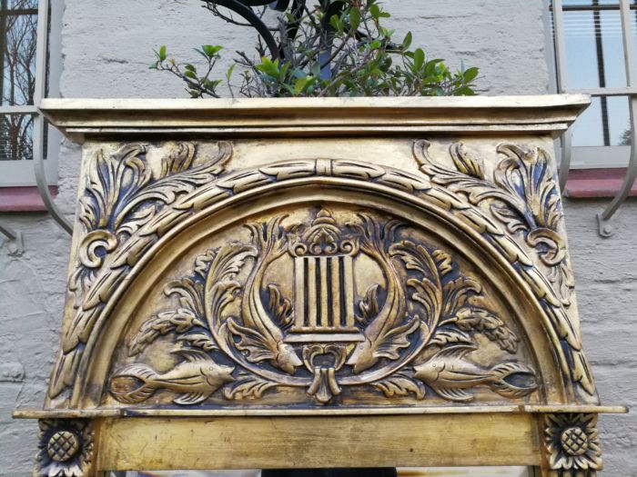 A 20th Century French Carved and Hand Gilded Bevelled Mirror - Image 5