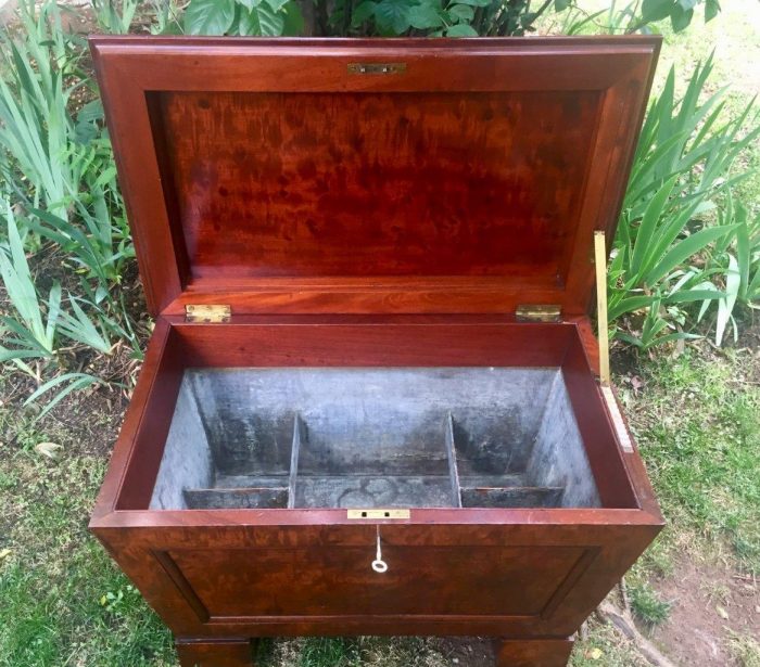 Regency mahogany cellarette / wine cooler with fitted liner - Image 6