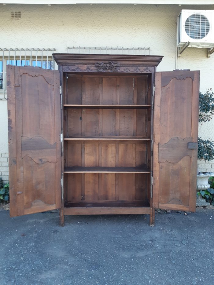 A French Provincial styled Ornately carved Armoire - Image 13