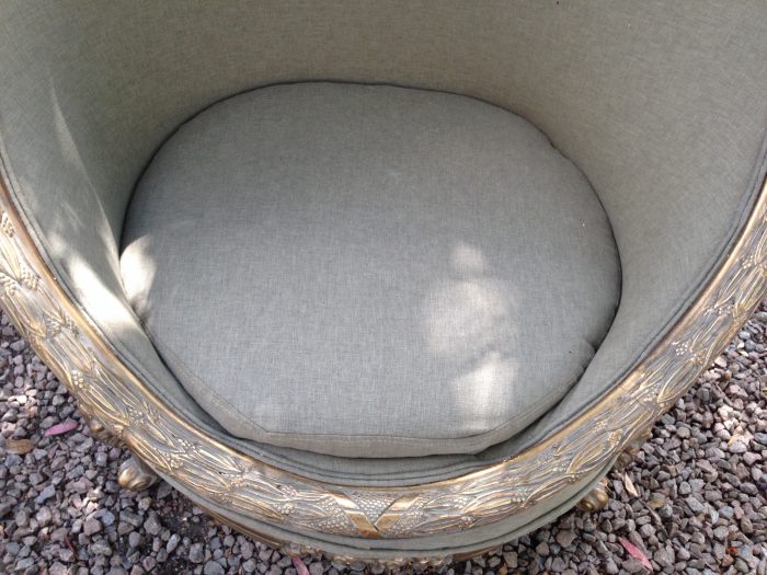 A Pair of French Empire Style Carved and Gilded Arm / Tub / Bergere Chairs Upholstered in an Imported Khaki Linen - Image 11