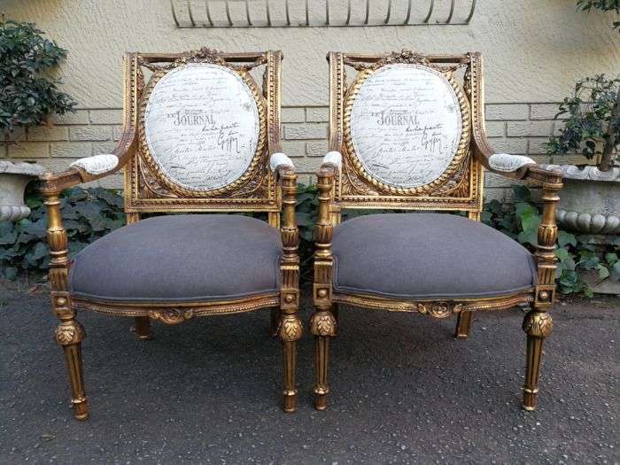 An Exceptional Pair of French Style Carved and Gilded Armchairs Upholstered in a Custom-Made Linen for The Crown Collection ND - Image 2