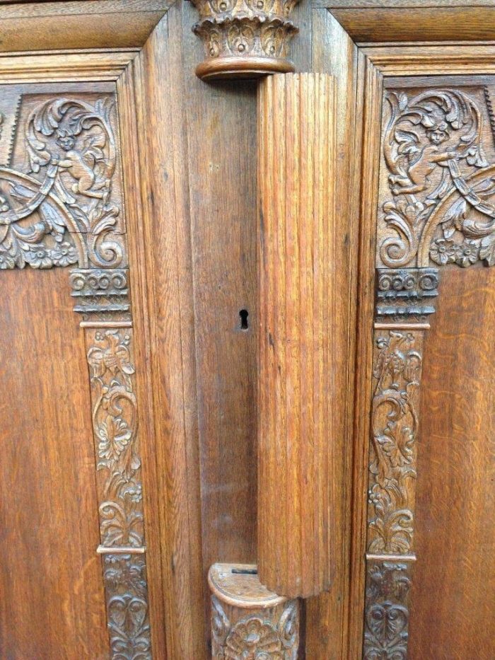 An Early 19th Century Renaissance Ornately Carved Oak Kussenkast On Bun Feet (Useful for TV or storing Bedroom Pillows, Duvets, Towels etc)  ND - Image 7