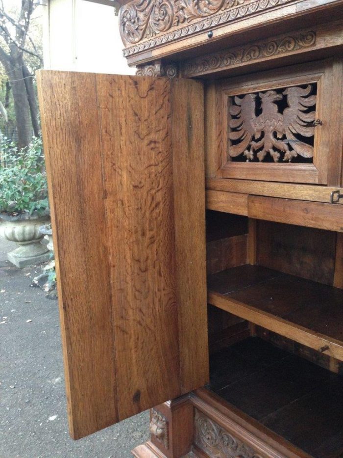 An Early 19th Century Renaissance Ornately Carved Oak Kussenkast On Bun Feet (Useful for TV or storing Bedroom Pillows, Duvets, Towels etc)  ND - Image 11