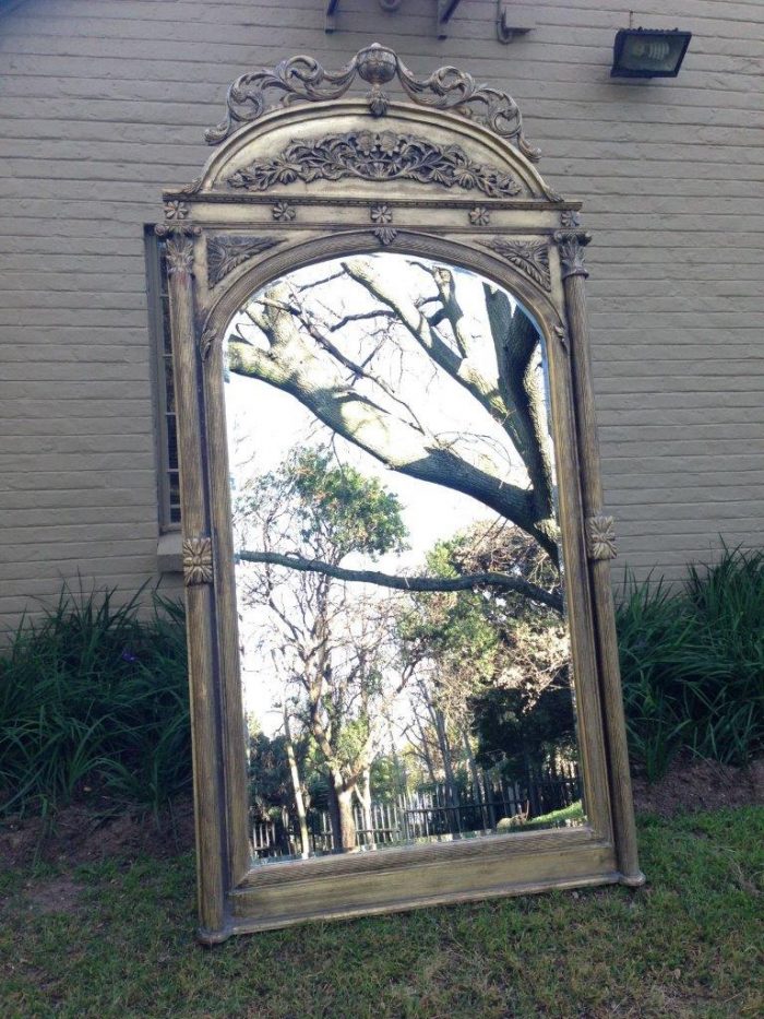 An Ornate Carved & Bevelled Mirror - Image 3