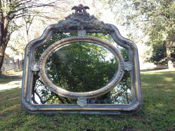 A French Ornate carved painted mirror with a bevelled centre section - Image 2