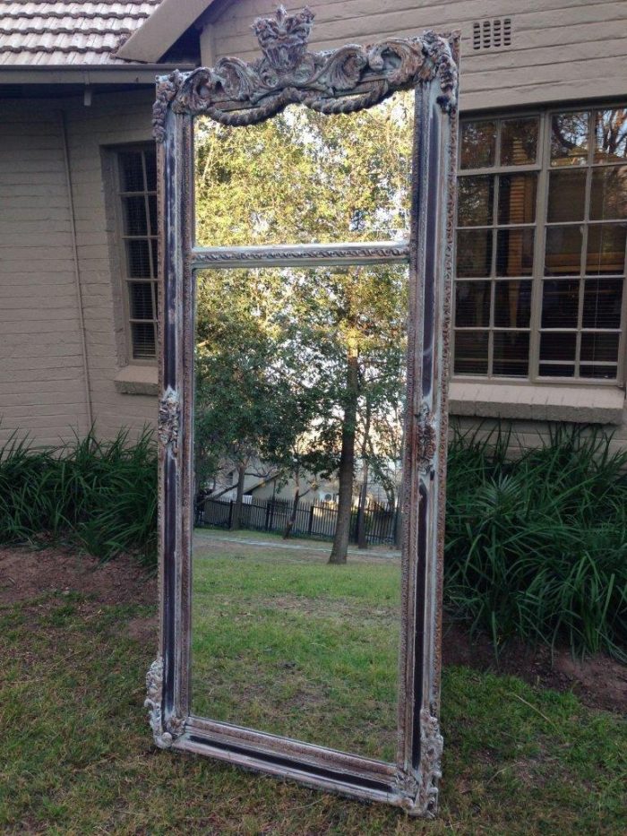 An Ornate Carved & Bevelled Painted Mirror - Image 2