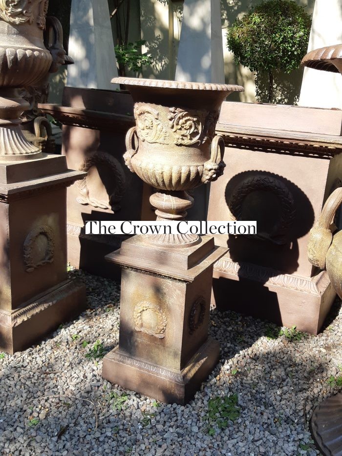 antiques-furniture