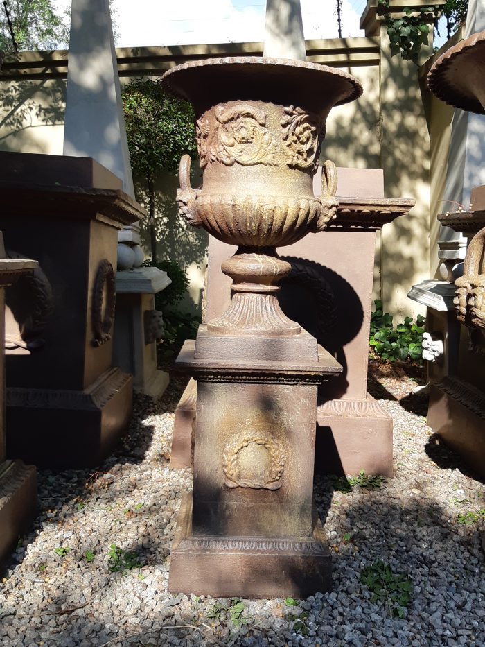 antiques-furniture