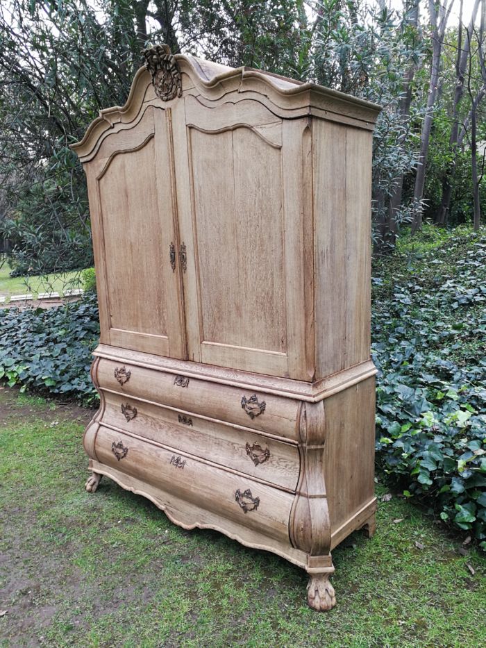 A19th Century Dutch Bleached / Natural Wood Finish Oak Bombe Cabinet/Armoire - Image 4