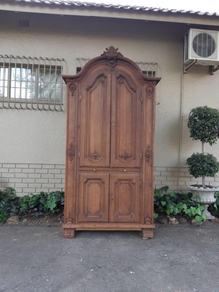 antiques-furniture