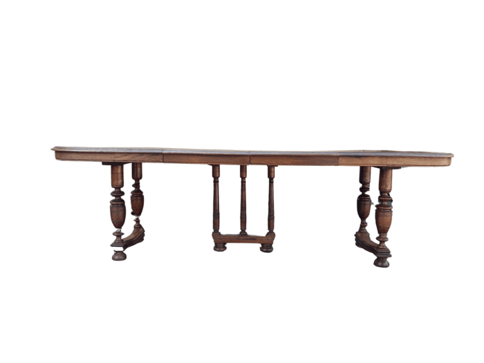 A Late 19th Century English Oak Extending Dining Table (10-Seater) with 2 Leaves