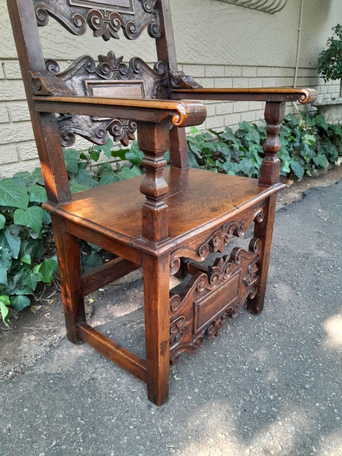 A Pair of Antique 18th / 19th Century Walnut Ornately Carved King / Throne - Image 6