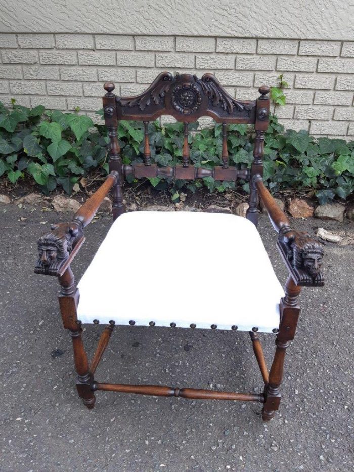 antiques-furniture