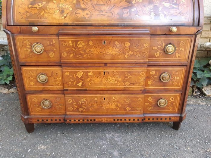 A 19th Century Dutch Marquetry Bureau / Secretaire - Image 10