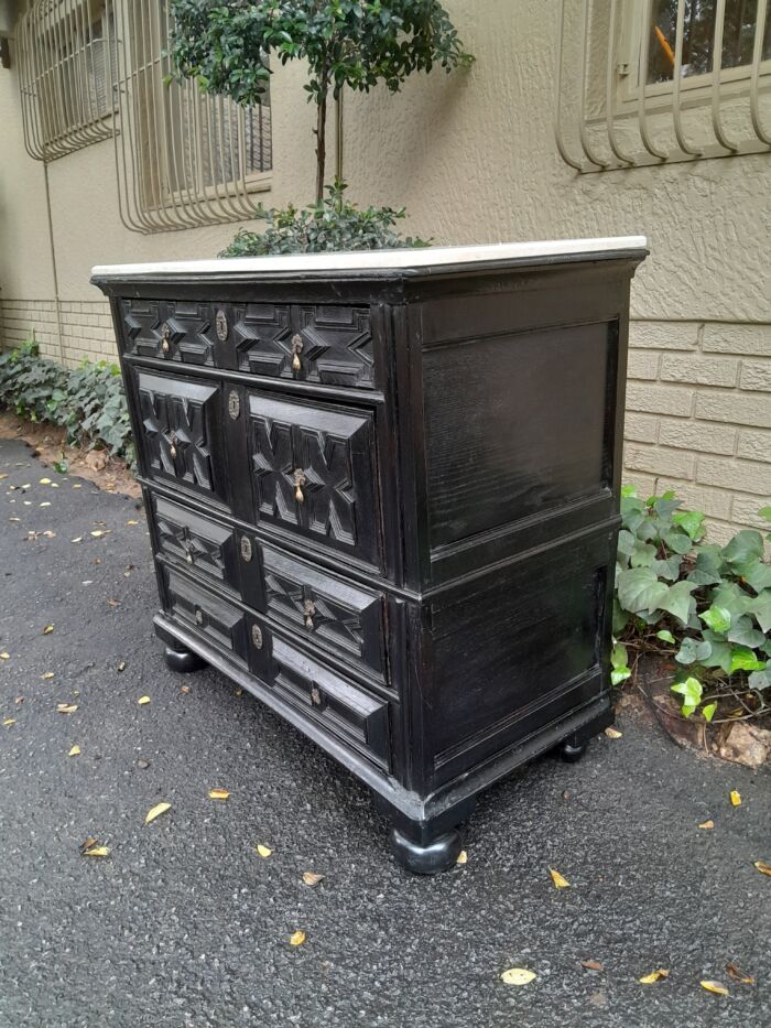 An Antique Early 18th Century Oak Chest of Drawers with Original Hardware in a Contemporary Finish with a Marble Top - Image 7