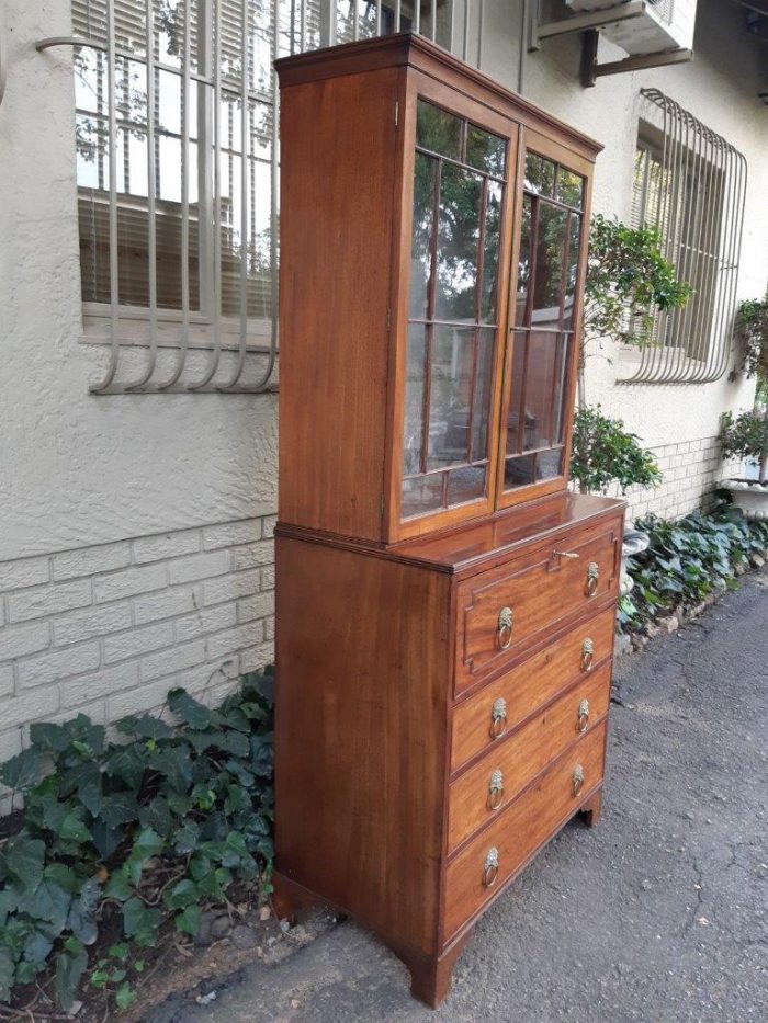 A George III Plum-Pudding Mahogany Secretaire - Image 4