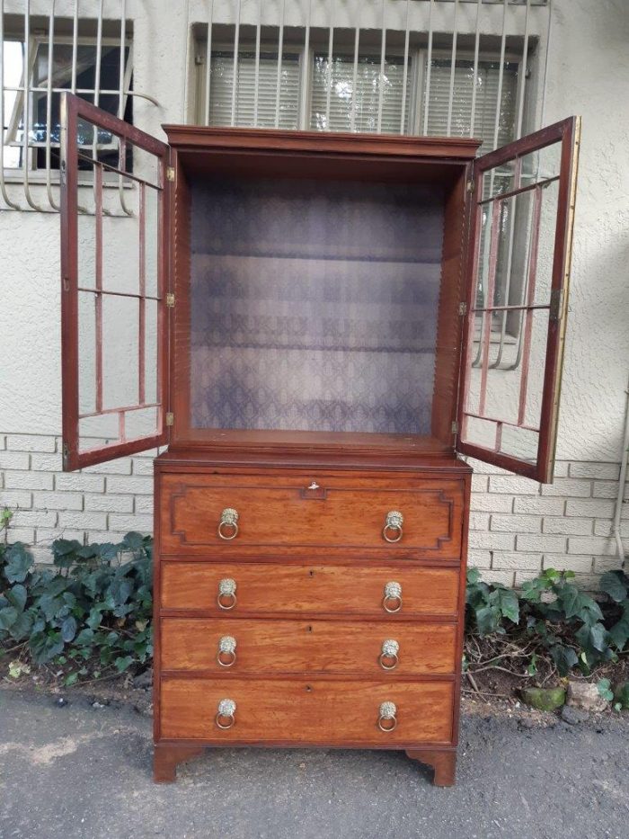 A George III Plum-Pudding Mahogany Secretaire - Image 5