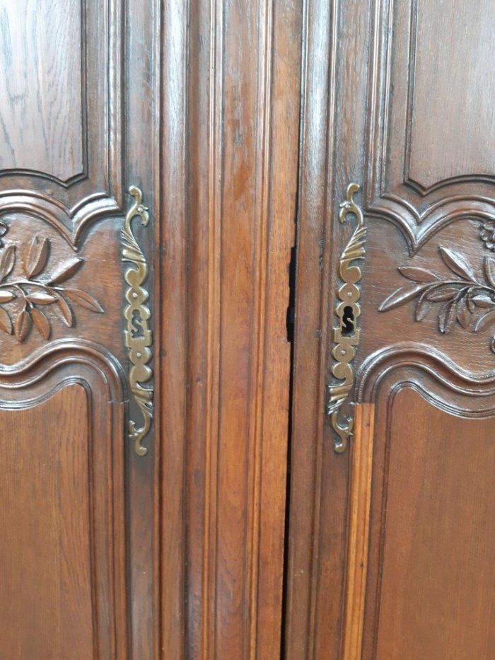 18th Century Extremely Tall Carved French Oak Armoire (Almost 3 meters High) - Image 9