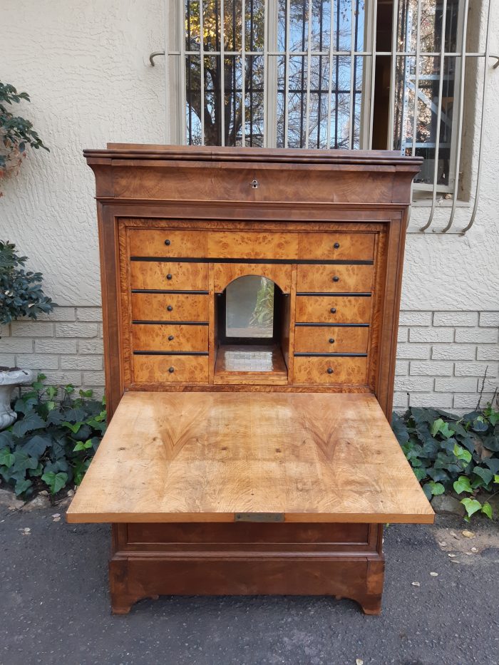 A 19th Century French-Style Walnut Escritoire - Image 4