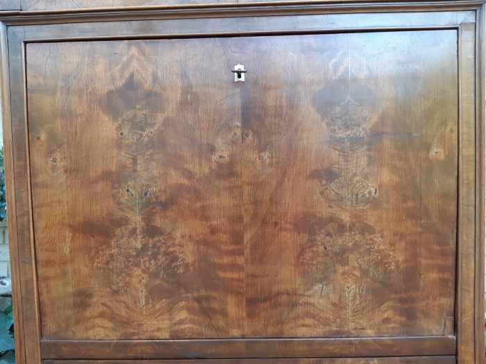 A 19th Century French-Style Walnut Escritoire - Image 10