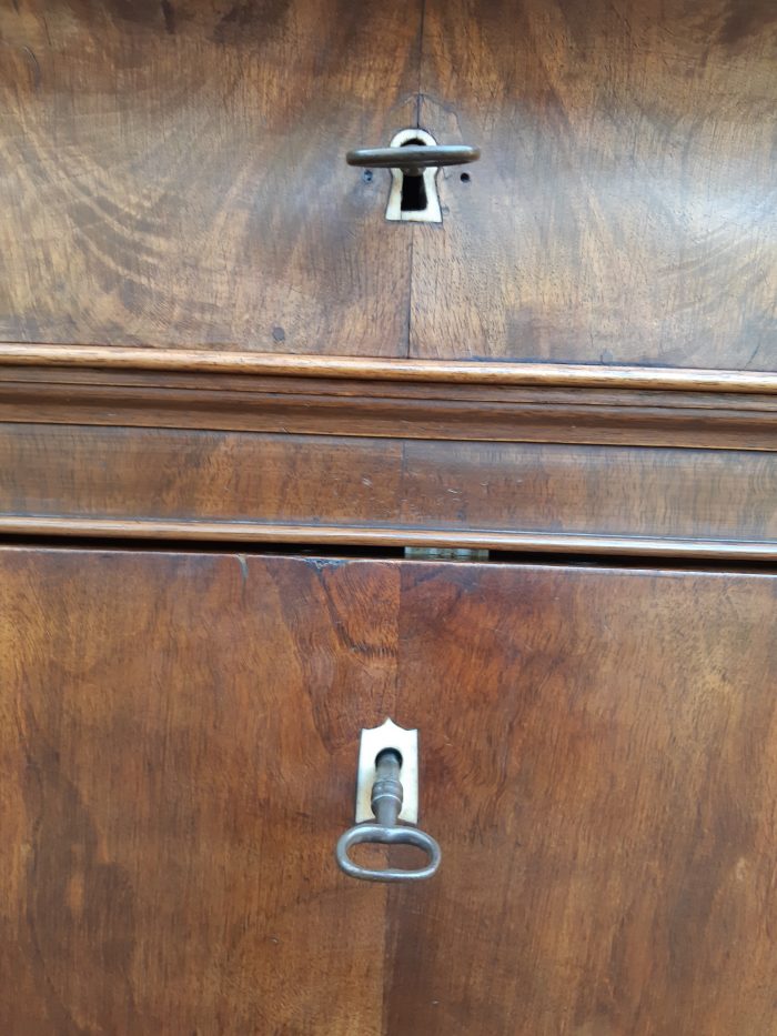 A 19th Century French-Style Walnut Escritoire - Image 11