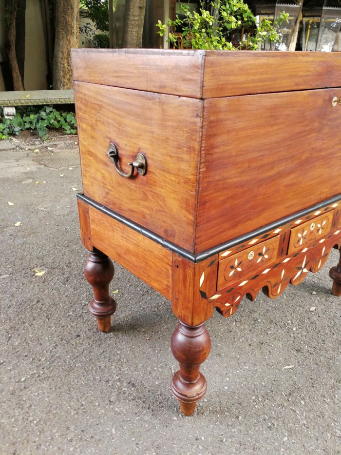An Anglo Indian Burmese Teak Chest on Stand with Ebony Inlay. Circa 1880 - Image 5