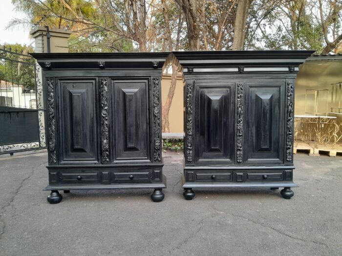 A Mid 20th Century Near Pair of Dutch Oak Kussenkasts On Bun Feet In a Contemporary Ebonised Finish (Useful for TV or storing Bedroom Pillows, Duvets, Towels etc) - Image 2