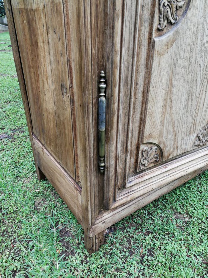A 19th Century French Oak Armoire In A Bleached / Natural Wood Finish - Image 8