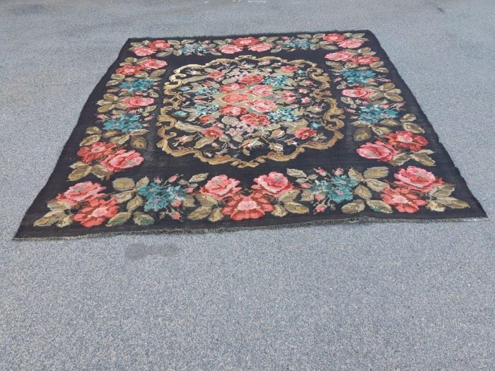 Bessarabian Kilim Rug - Image 9