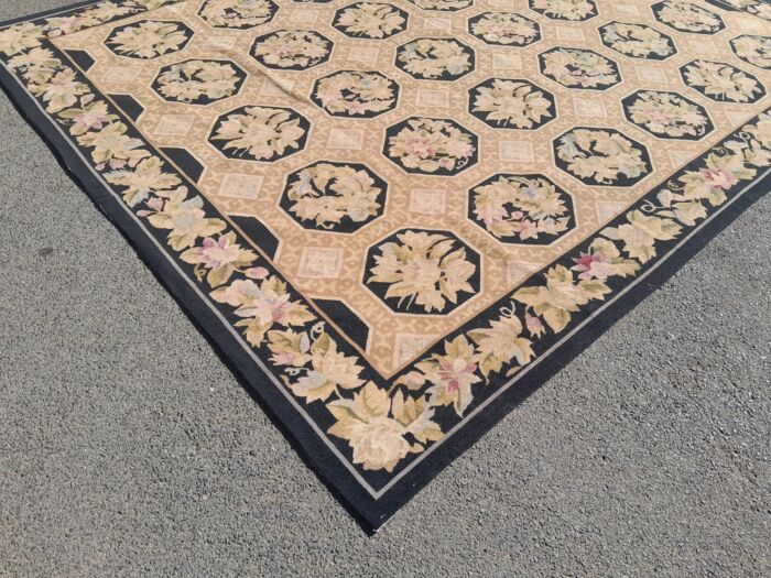 An Aubusson Carpet Hand Knotted - Image 6