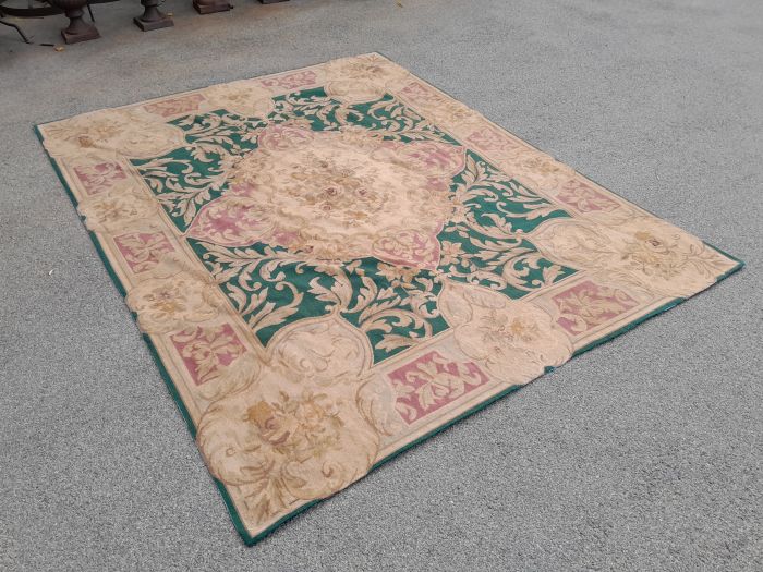 An Aubusson Carpet Hand Knotted - Image 4