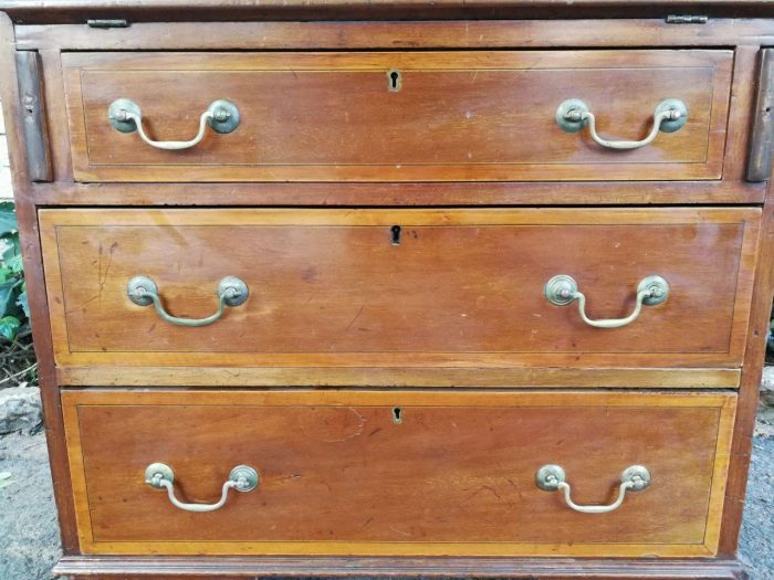 A George III Mahogany Bureau - Image 10