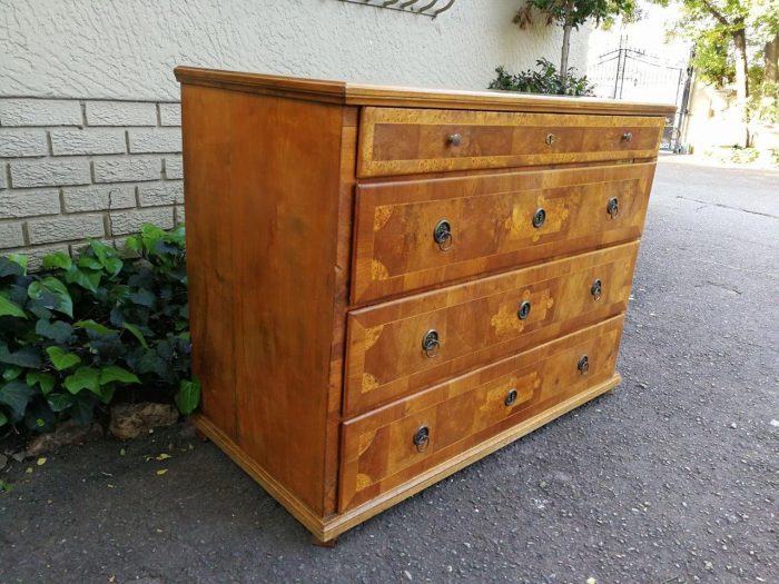 A Walnut And Inlaid Chest-Of-Drawers, 19th Century - Image 5