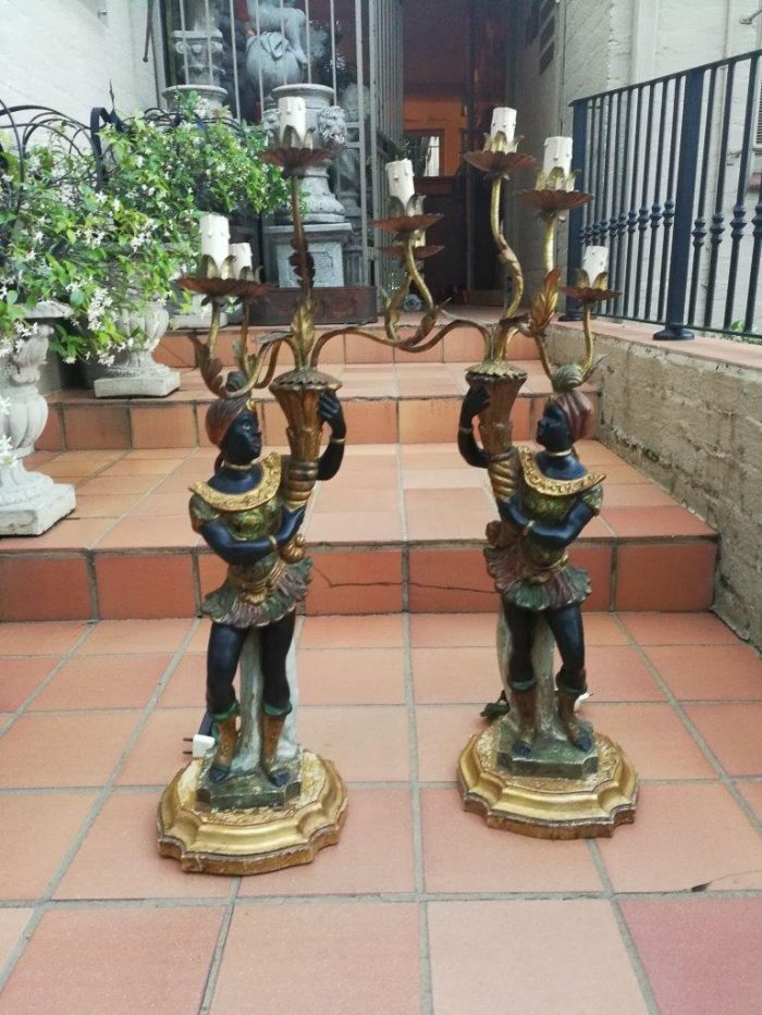 A Pair Of Italian Carved Wood Blackamoor Table Lamps - Image 2