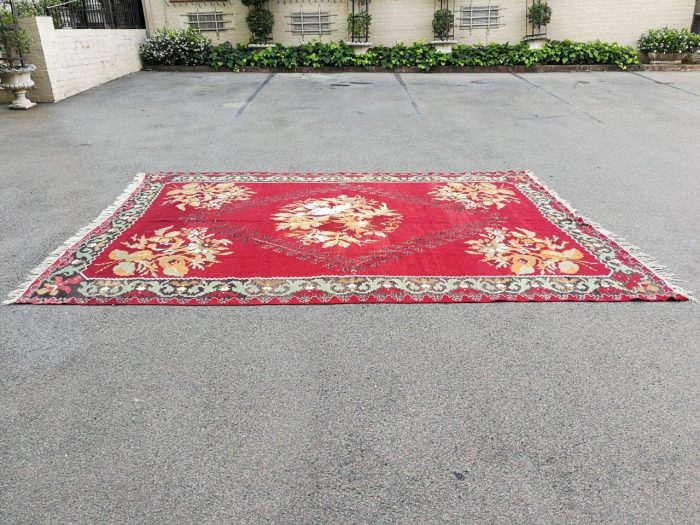 A Hand Woven Kelim (Karabakh) Carpet - Image 2