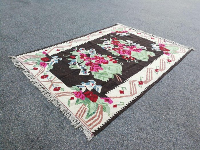 A Hand Woven Kelim (Karabakh) Carpet - Image 2