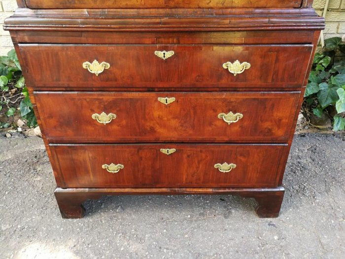 A George III Walnut Chest-On-Chest - Image 8