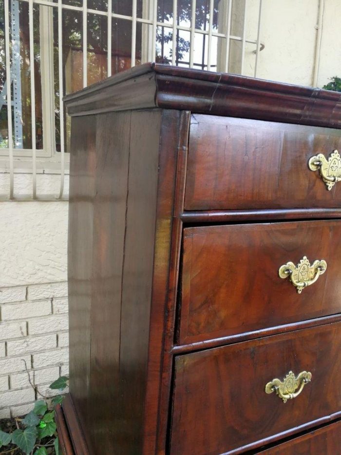 A George III Walnut Chest-On-Chest - Image 10