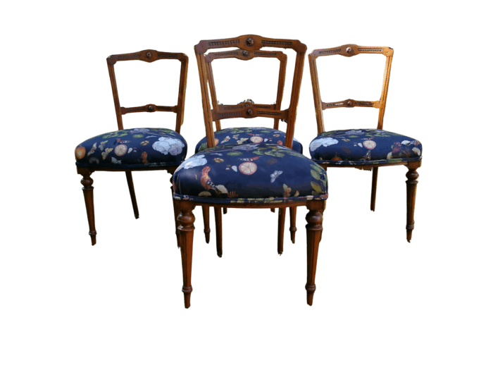 A Set Of Four (4) 4 Victorian Walnut Framed Dining Chairs