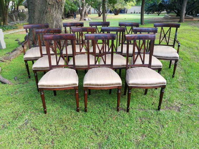 A Set Of Twelve George III Style Mahogany Dining Chairs Comprising Of Ten Chairs And Two Carvers - Image 4