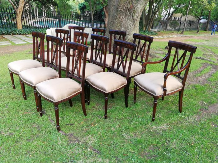 A Set Of Twelve George III Style Mahogany Dining Chairs Comprising Of Ten Chairs And Two Carvers - Image 5
